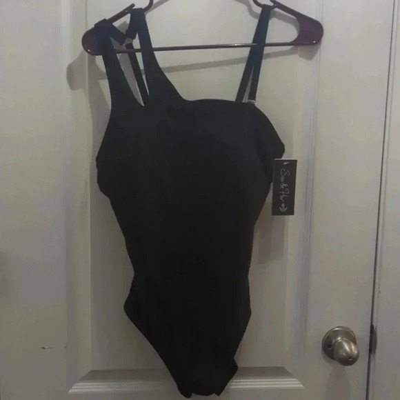 Sea & Her Women's Asymmetrical One Shoulder One Piece - Picture 5 of 13